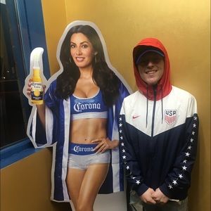 Meet your Posher, Manuel